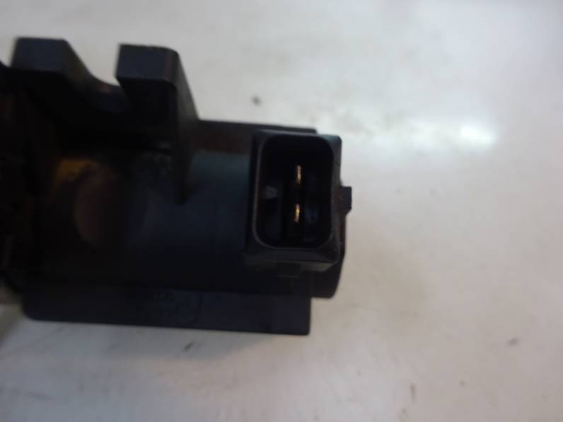 VALVULA AIRE ADICIONAL OPEL ASTRA H BER 2006 1.7 16V CDTI (101 CV)