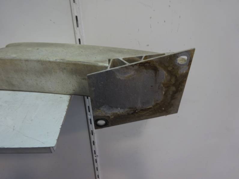 REFUERZO PARAGOLPES TRASERO AUDI A3 2003 2.0 TDI (140 CV)