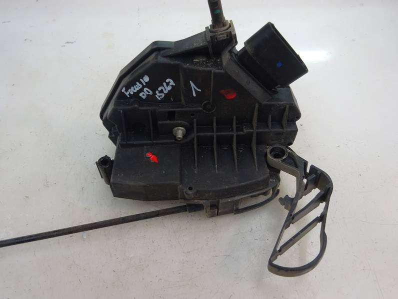 CERRADURA PUERTA DELANTERA DERECHA FORD FOCUS LIM 2010 1.6 TDCI (95 CV)