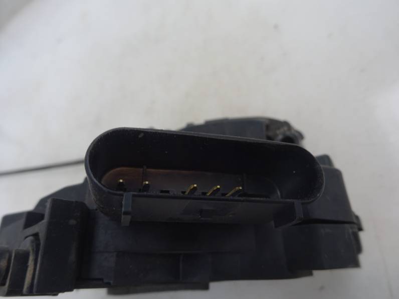 CERRADURA PUERTA DELANTERA IZQUIERDA FORD FOCUS LIM 2010 1.6 TDCI (95 CV)