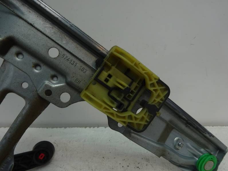 ELEVALUNAS TRASERO DERECHO FORD FOCUS LIM 2010 1.6 TDCI (95 CV)