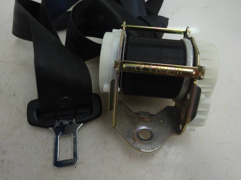 CINTURON SEGURIDAD TRASERO IZQUIERDO AUDI A3 2003 2.0 TDI (140 CV)