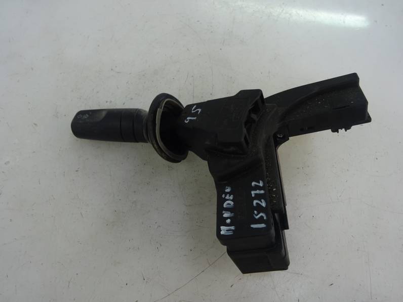 MANDO INTERMITENTES FORD MONDEO BERLINA FAMILIAR 1995 1.8 TURBODIESEL (88 CV)