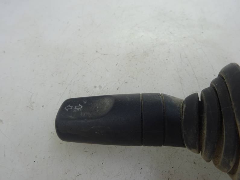 MANDO INTERMITENTES FORD MONDEO BERLINA FAMILIAR 1995 1.8 TURBODIESEL (88 CV)