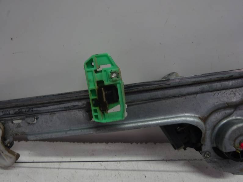 ELEVALUNAS DELANTERO DERECHO RENAULT SCENIC II 2005 1.9 DCI D (120 CV)