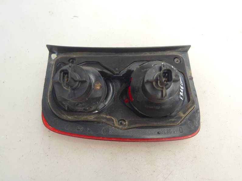 PILOTO TRASERO DERECHO LAND ROVER FREELANDER 1998 2.0 TURBODIESEL (98 CV)