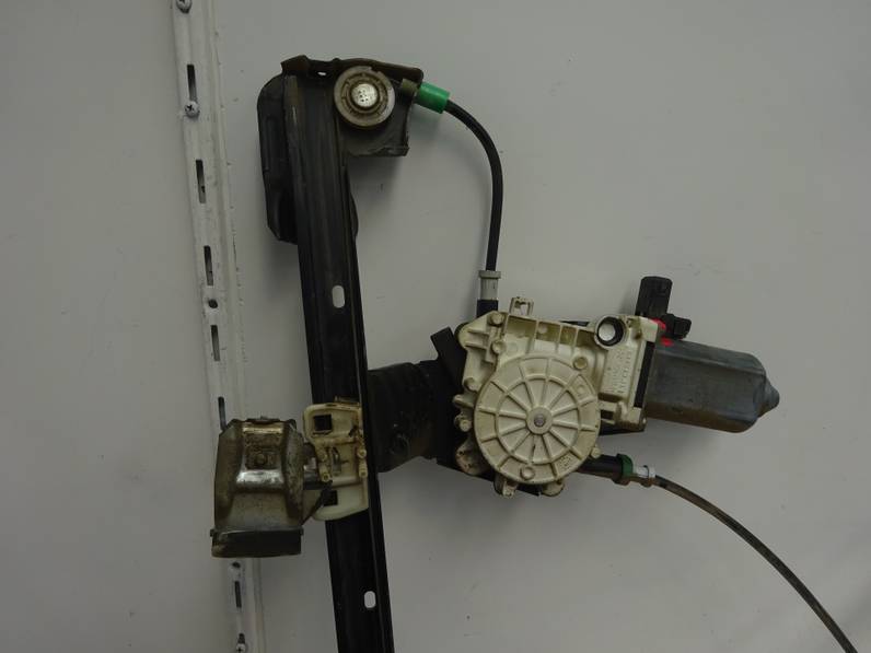 ELEVALUNAS DELANTERO DERECHO LAND ROVER FREELANDER 1998 2.0 TURBODIESEL (98 CV)