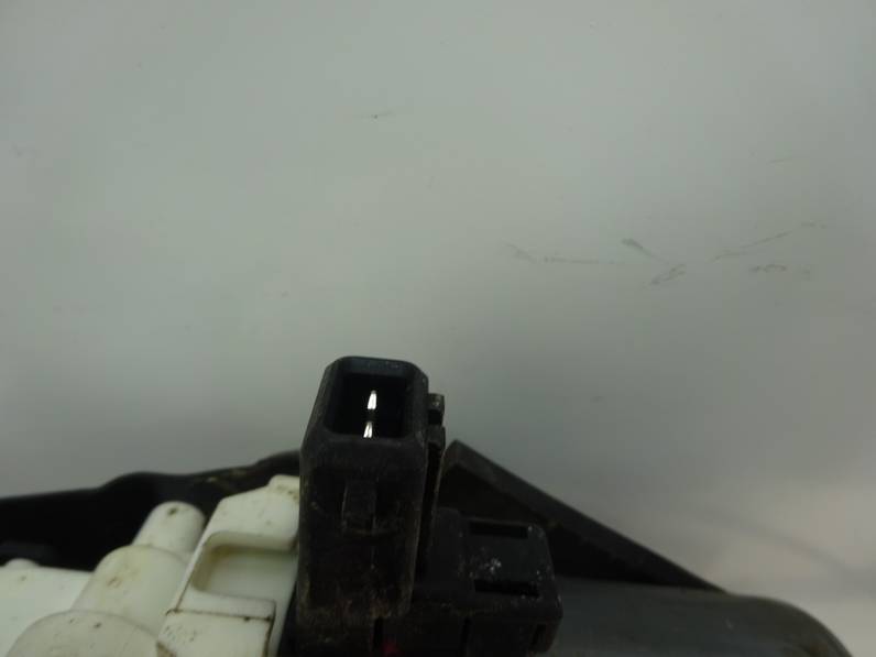 ELEVALUNAS DELANTERO DERECHO LAND ROVER FREELANDER 1998 2.0 TURBODIESEL (98 CV)