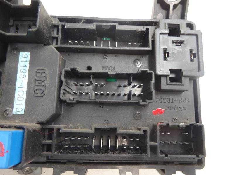 CAJA RELES FUSIBLES HYUNDAI GETZ 2005 1.5 CRDI (82 CV)