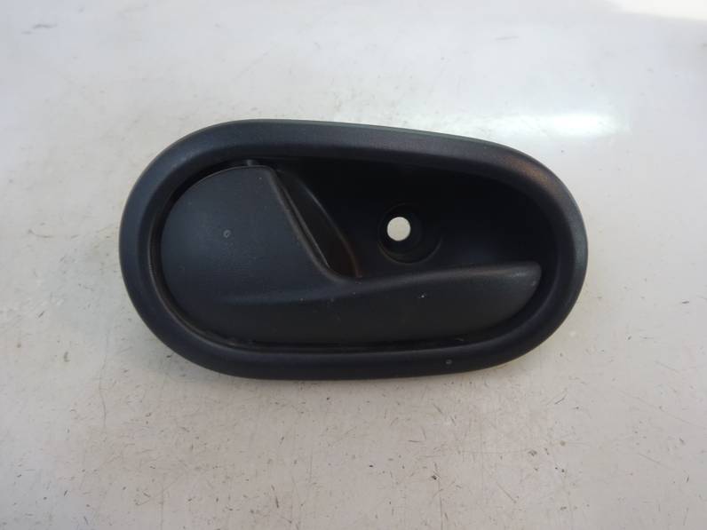 MANETA INTERIOR TRASERA IZQUIERDA DACIA SANDERO 2016 1.0 TCE (101 CV)