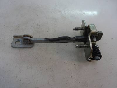 RETENEDOR PUERTA DACIA SANDERO 2016 1.0 TCE (101 CV)