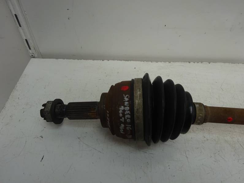 TRANSMISION DELANTERA IZQUIERDA DACIA SANDERO 2016 1.0 TCE (101 CV)