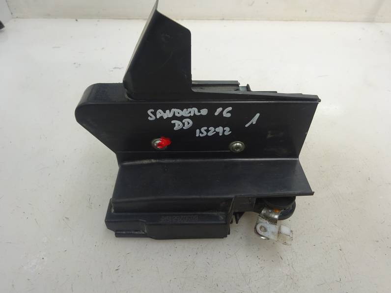 CERRADURA PUERTA DELANTERA DERECHA DACIA SANDERO 2016 1.0 TCE (101 CV)