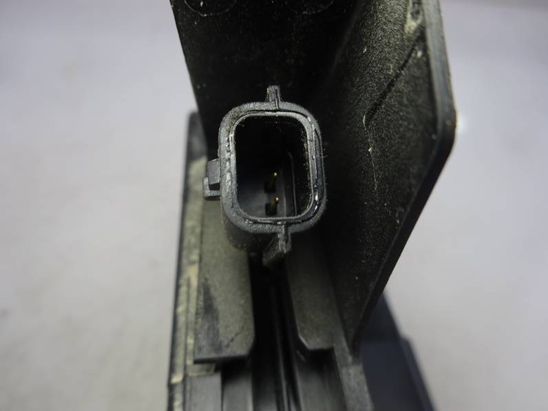 CERRADURA PUERTA DELANTERA IZQUIERDA DACIA SANDERO 2016 1.0 TCE (101 CV)