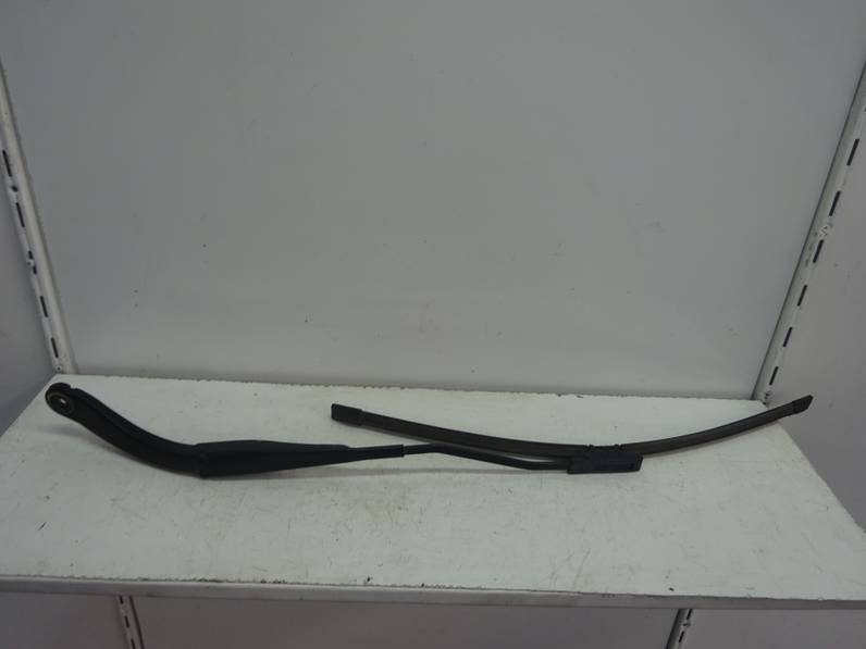 BRAZO LIMPIA DELANTERO IZQUIERDO DACIA SANDERO 2016 1.0 TCE (101 CV)