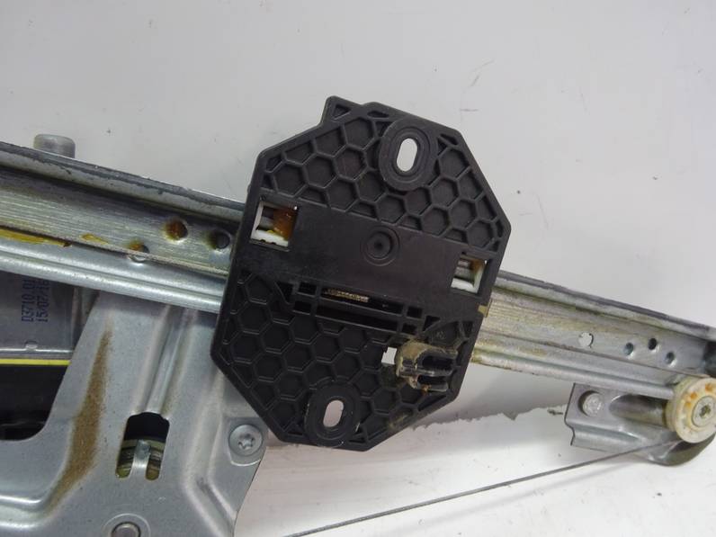 ELEVALUNAS DELANTERO IZQUIERDO DACIA SANDERO 2016 1.0 TCE (101 CV)