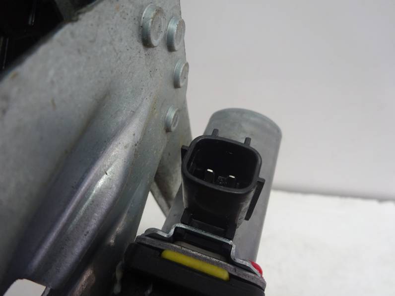 ELEVALUNAS DELANTERO IZQUIERDO DACIA SANDERO 2016 1.0 TCE (101 CV)