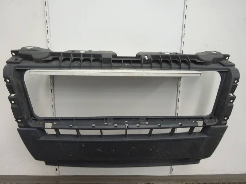 REJILLA DELANTERA CITROEN JUMPER CAJA CERRADA 2009 2.2 HDI (120 CV)