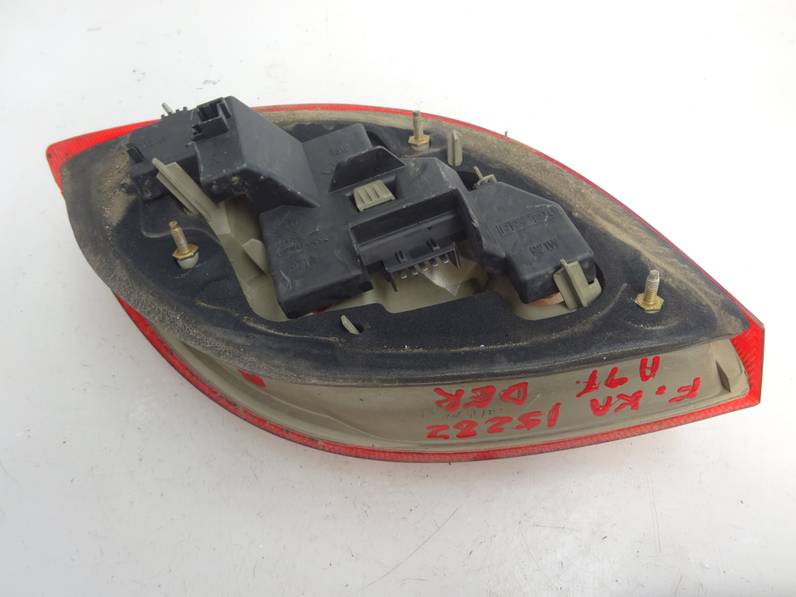 PILOTO TRASERO DERECHO FORD KA 1997 1.3 (60 CV)