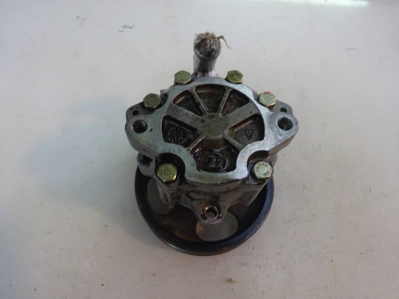 BOMBA DIRECCION PEUGEOT 405 BERLINA 1994 1.9 TURBODIESEL (92 CV)