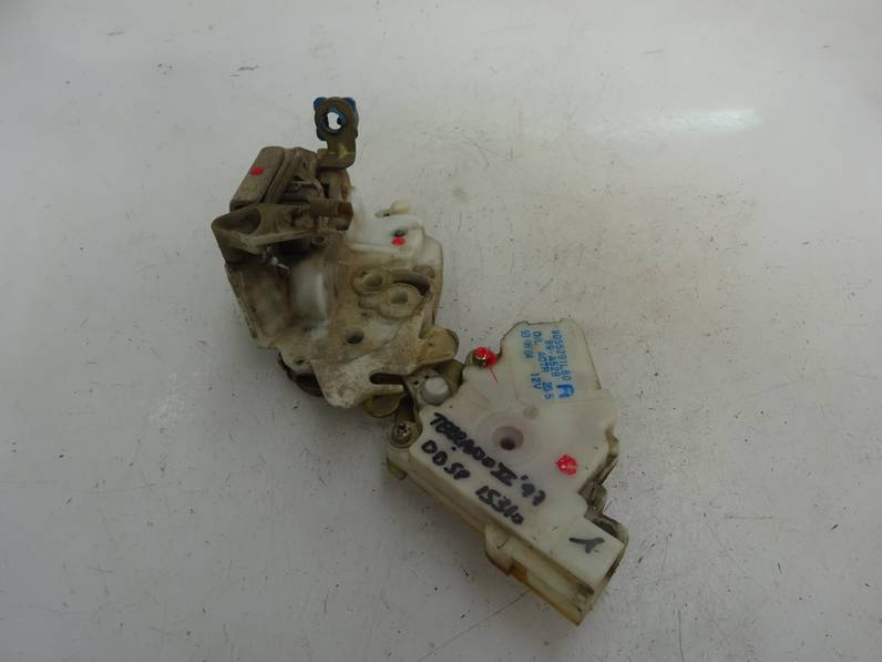 CERRADURA PUERTA DELANTERA DERECHA NISSAN TERRANO TERRANO II 1995 2.7 TURBODIESEL (101 CV)