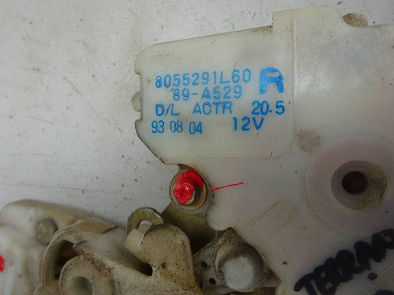 CERRADURA PUERTA DELANTERA DERECHA NISSAN TERRANO TERRANO II 1995 2.7 TURBODIESEL (101 CV)