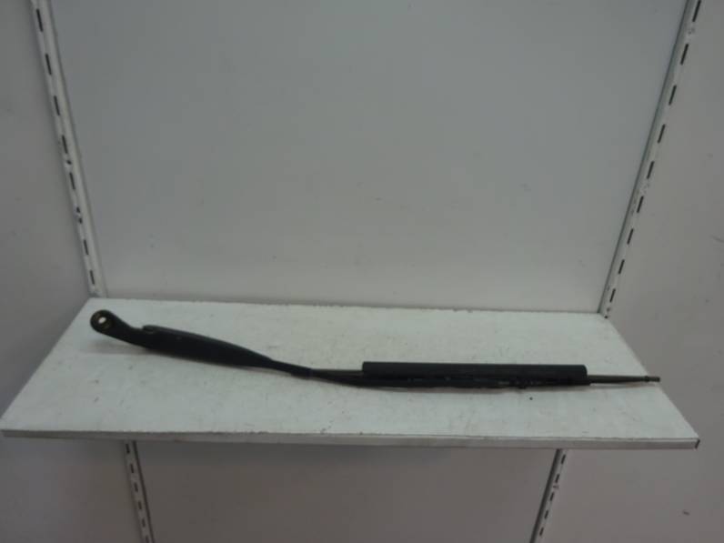 BRAZO LIMPIA DELANTERO IZQUIERDO FORD KA 2010 1.3 TDCI (75 CV)