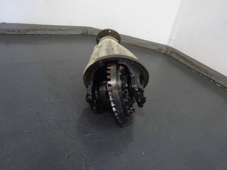 DIFERENCIAL TRASERO NISSAN TERRANO TERRANO II 1995 2.7 TURBODIESEL (101 CV)