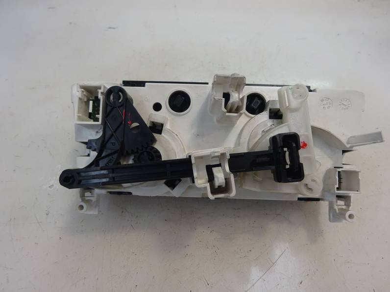 MANDO CALEFACCION AIRE ACONDICIONADO PEUGEOT 308 SW 2008 1.6 HDI FAP (109 CV)