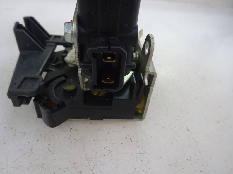 CERRADURA PUERTA DELANTERA DERECHA DACIA SANDERO 2012 1.5 DCI D FAP (88 CV)