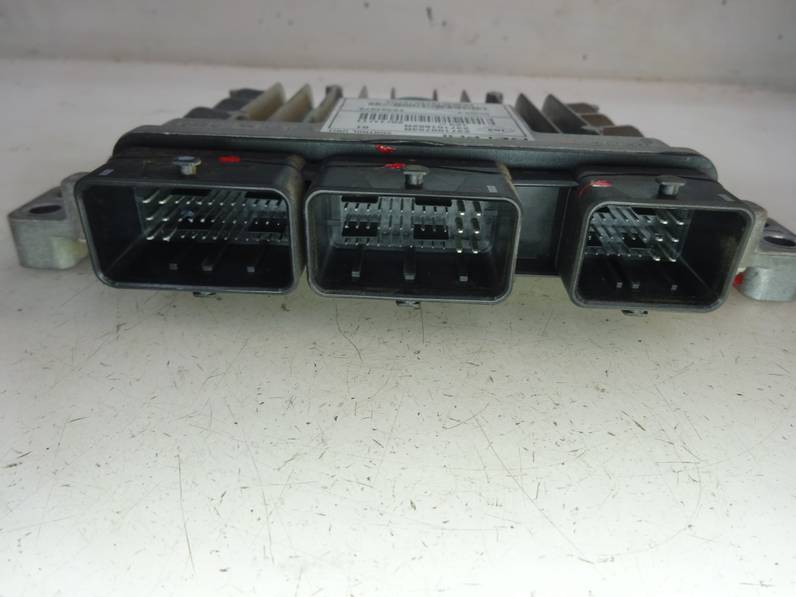 CENTRALITA MOTOR UCE DACIA SANDERO 2012 1.5 DCI D FAP (88 CV)