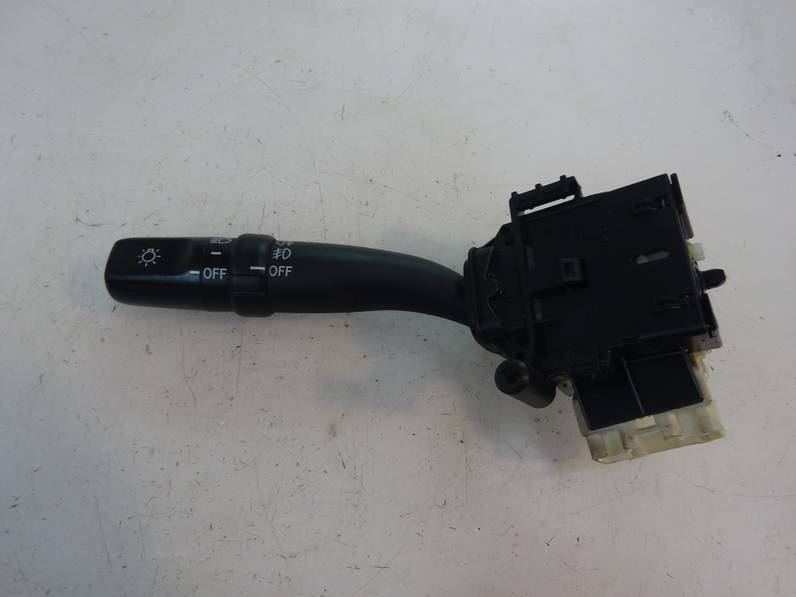 MANDO LUCES TOYOTA AVENSIS BERLINA 2005 2.2 D-4D (150 CV)