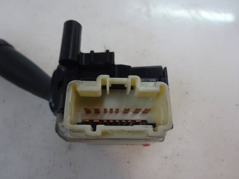 MANDO LUCES TOYOTA AVENSIS BERLINA 2005 2.2 D-4D (150 CV)