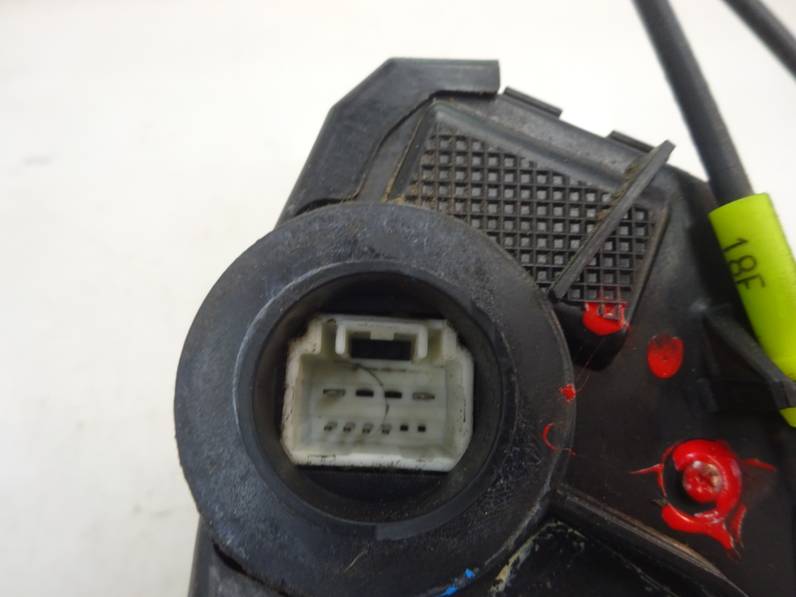 CERRADURA PUERTA DELANTERA IZQUIERDA TOYOTA AVENSIS BERLINA 2005 2.2 D-4D (150 CV)