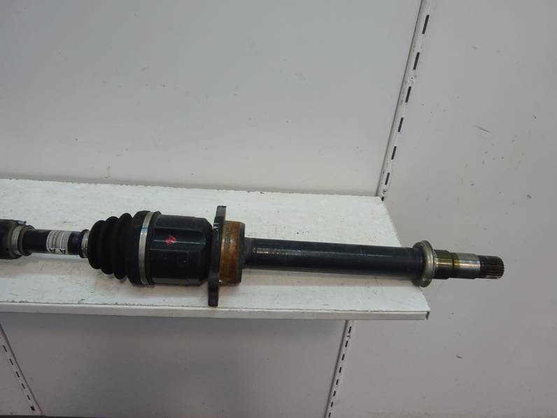 TRANSMISION DELANTERA DERECHA TOYOTA AVENSIS BERLINA 2005 2.2 D-4D (150 CV)