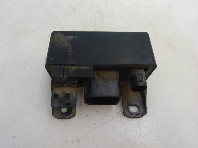 CAJA PRECALENTAMIENTO MERCEDES CLASE C BERLINA 2007 2.2 CDI (150 CV)