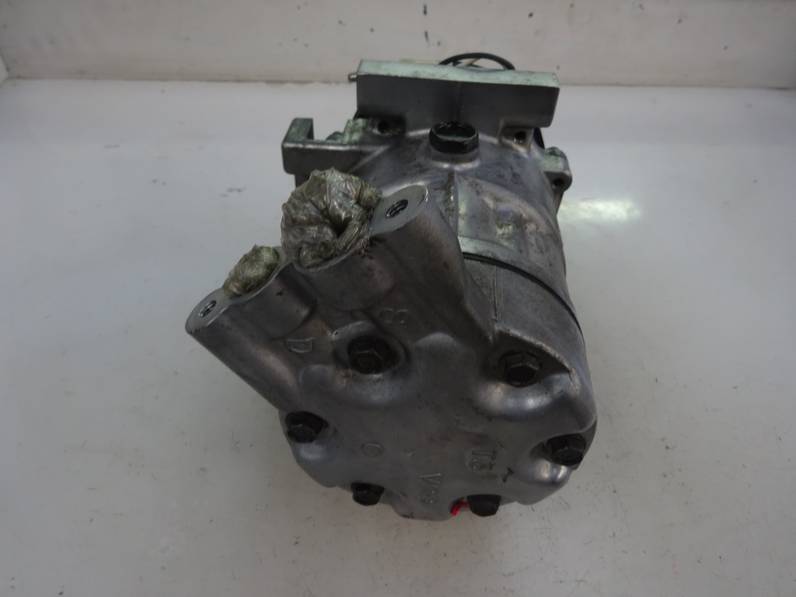 COMPRESOR AIRE ACONDICIONADO RENAULT CLIO II FASE II 2002 1.2 (58 CV)