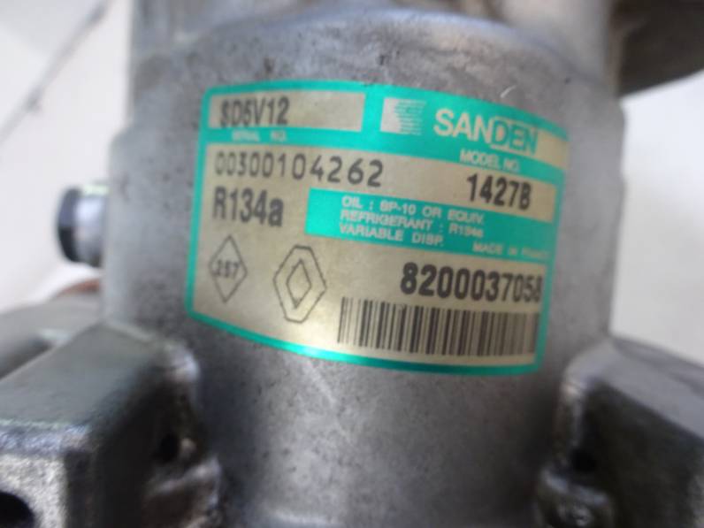 COMPRESOR AIRE ACONDICIONADO RENAULT CLIO II FASE II 2002 1.2 (58 CV)