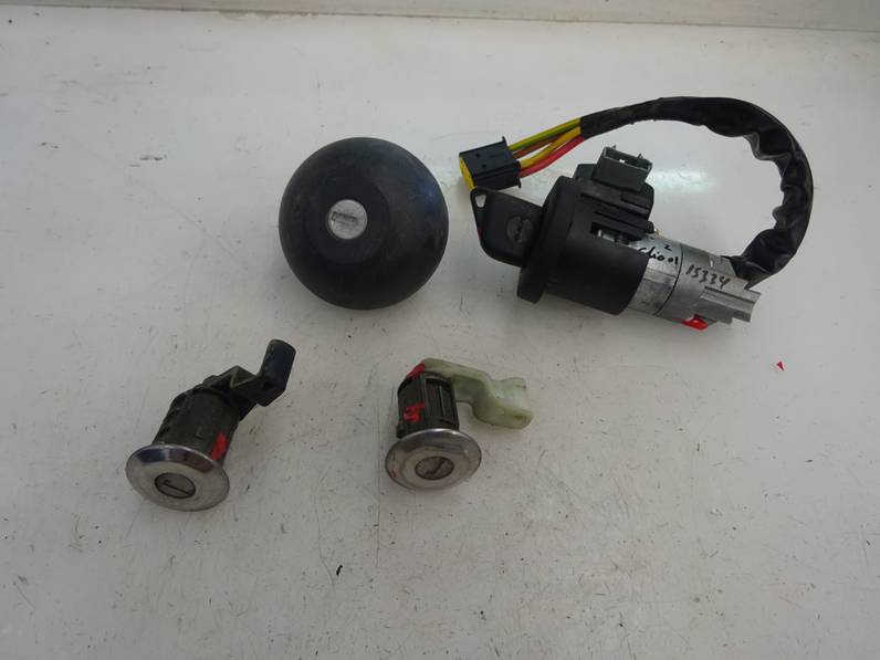 CONMUTADOR DE ARRANQUE RENAULT CLIO II FASE II 2001 1.2 (58 CV)