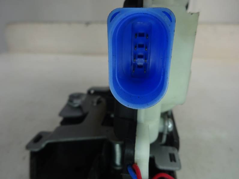 CERRADURA PUERTA DELANTERA DERECHA SEAT IBIZA 2003 1.4 16V (75 CV)