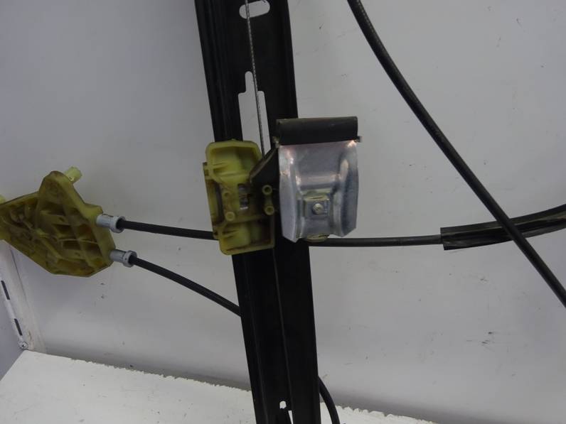 ELEVALUNAS DELANTERO IZQUIERDO SEAT LEON 2005 1.9 TDI (105 CV)