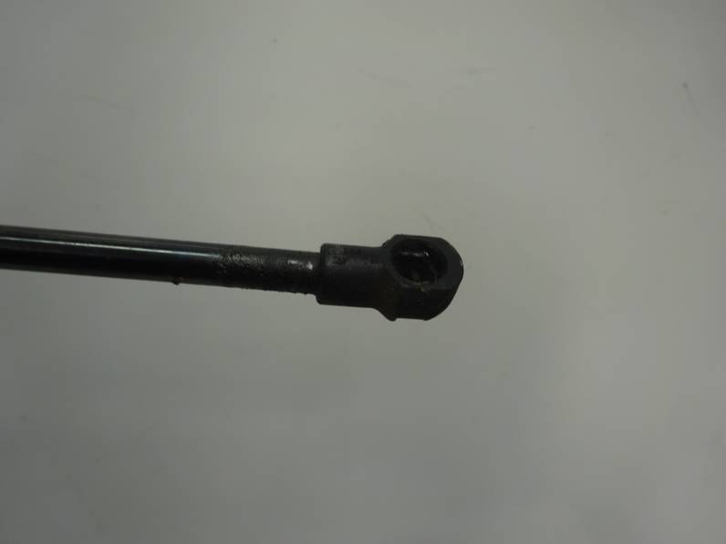 AMORTIGUADOR CAPOT AUDI A3 2002 1.6 (102 CV)