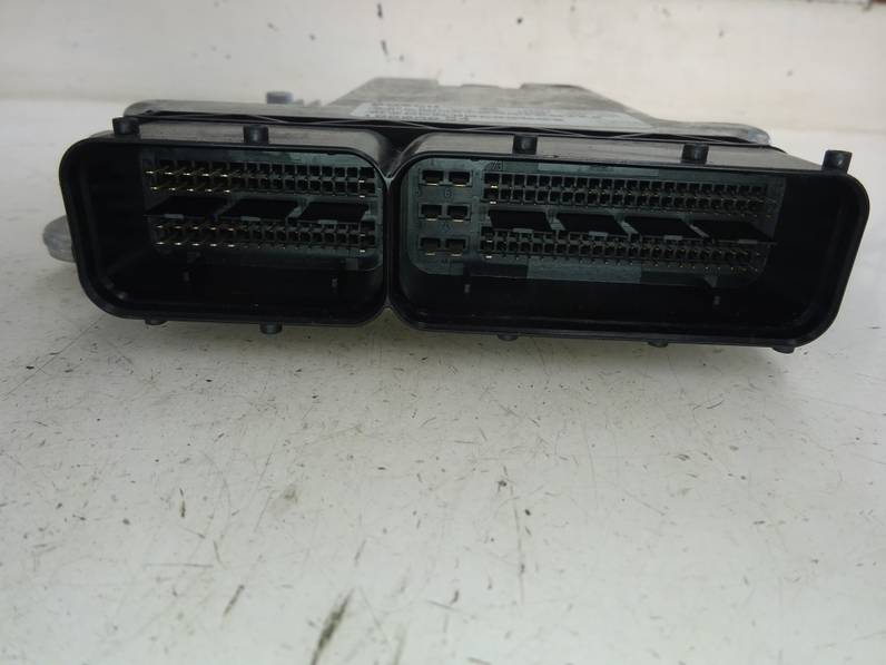 CENTRALITA MOTOR UCE MITSUBISHI GRANDIS 2006 2.0 DI-D (136 CV)