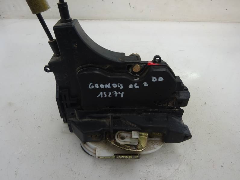 CERRADURA PUERTA DELANTERA DERECHA MITSUBISHI GRANDIS 2006 2.0 DI-D (136 CV)