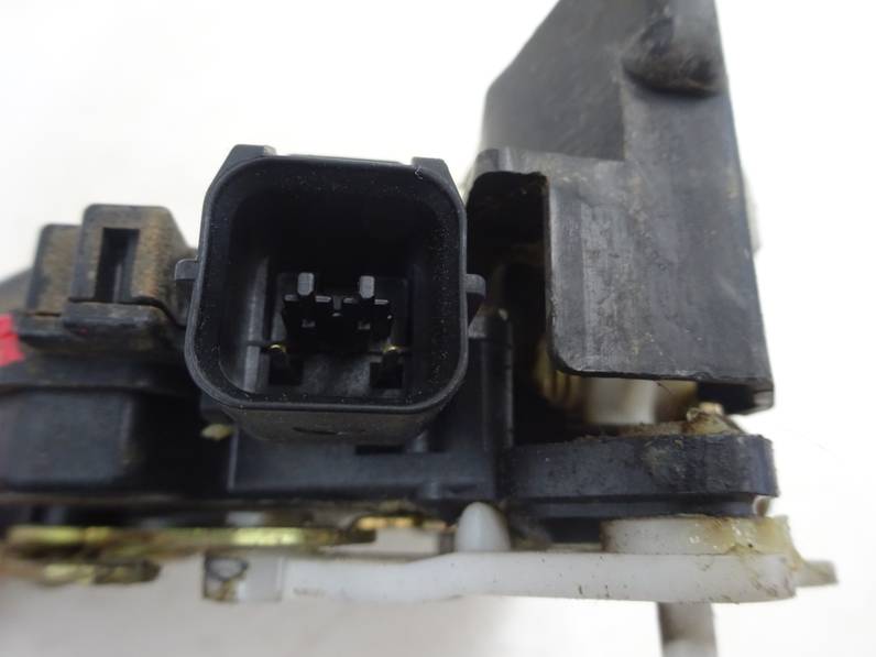 CERRADURA PUERTA TRASERA IZQUIERDA MITSUBISHI GRANDIS 2006 2.0 DI-D (136 CV)