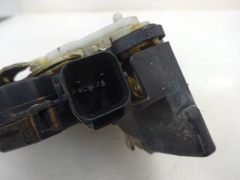 CERRADURA PUERTA TRASERA DERECHA MITSUBISHI GRANDIS 2006 2.0 DI-D (136 CV)