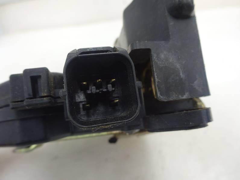 CERRADURA PUERTA DELANTERA IZQUIERDA MITSUBISHI GRANDIS 2006 2.0 DI-D (136 CV)