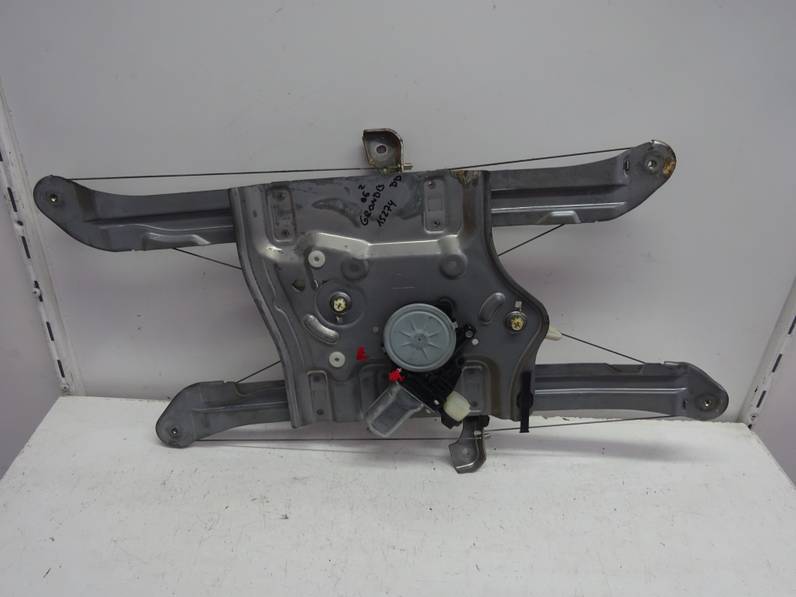 ELEVALUNAS DELANTERO DERECHO MITSUBISHI GRANDIS 2006 2.0 DI-D (136 CV)