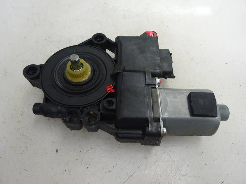 MOTOR ELEVALUNAS DELANTERO IZQUIERDO KIA CARENS 2007 2.0 CRDI (140 CV)
