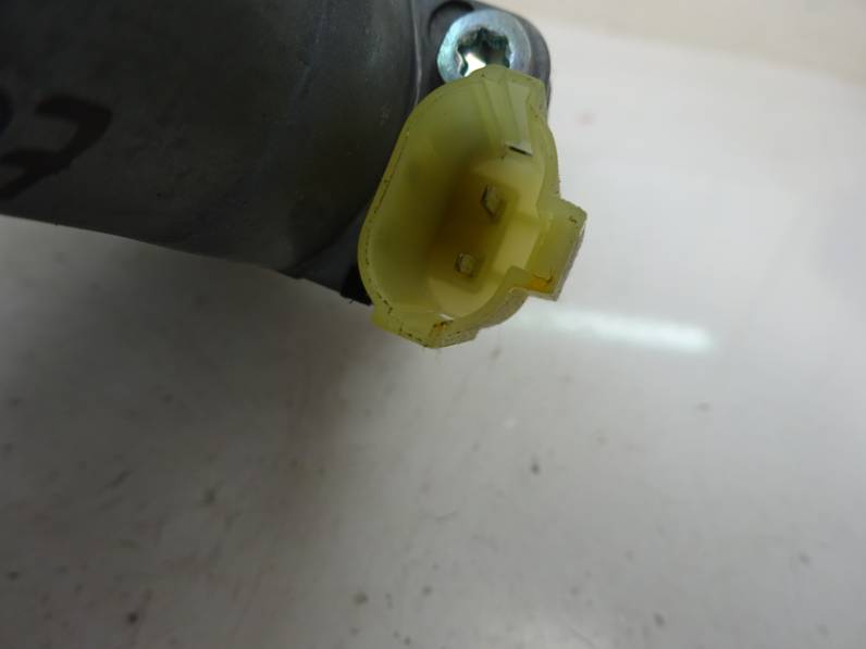 MOTOR ELEVALUNAS DELANTERO DERECHO KIA CARENS 2007 2.0 CRDI (140 CV)